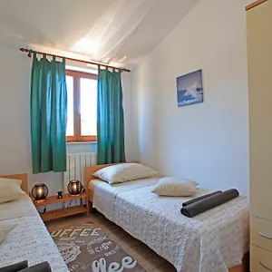 Vita Apartment